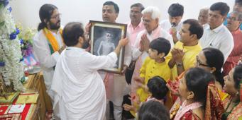 Pratishtha at Botad (Pratipbhai and Snehaben Shah)