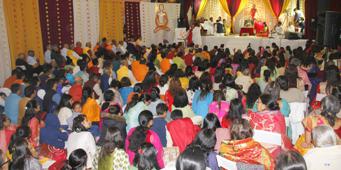 Video: UK Dharmayatra (25th Apr '17 - 7th May '17)