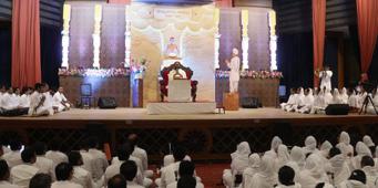 Shrimad Rajchandra Vachanamrut<br /> Patrank - 569 <br />Atmajnanno Yatharth Purusharth