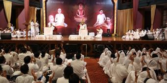Satsang by Pujyashri Gokulbhai Shah and Pujya Gurudevshri and Vimochan