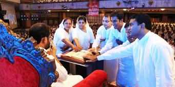 Video: Atmarpit Diksha Ceremony 2015